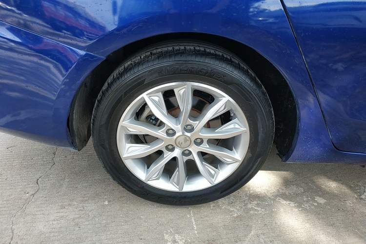 Used Hongqi H5 2018 30TD Dynamic Edition