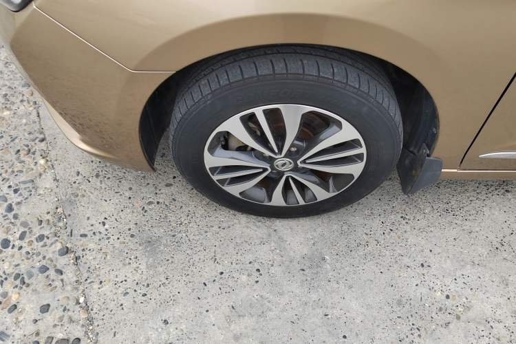 Used Dongfeng Aeolus A60 2016 1.5L Manual Luxury Version
