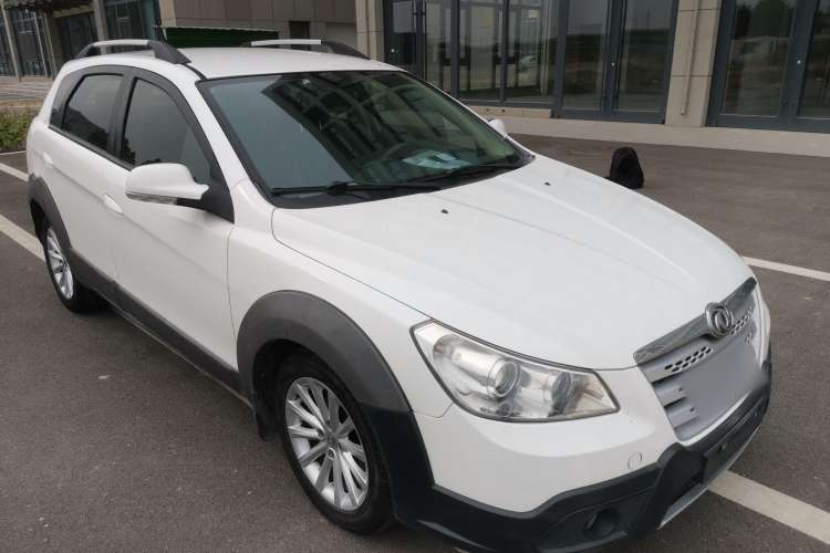Used Dongfeng Aeolus H30 2012 CROSS 1.6L Manual Luxury Model

