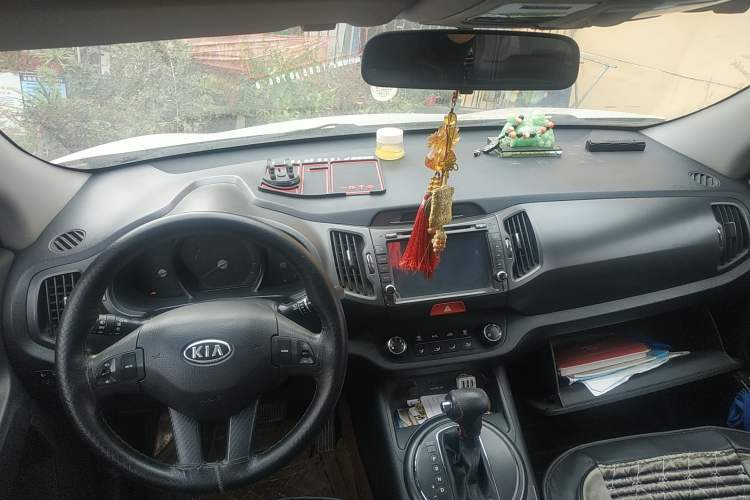 Used Kia Sportage R 2011 2.0L Automatic Two-Wheel Drive GL
