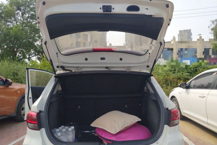 Used Kia KX Cross 2017 1.4L AT GLS
