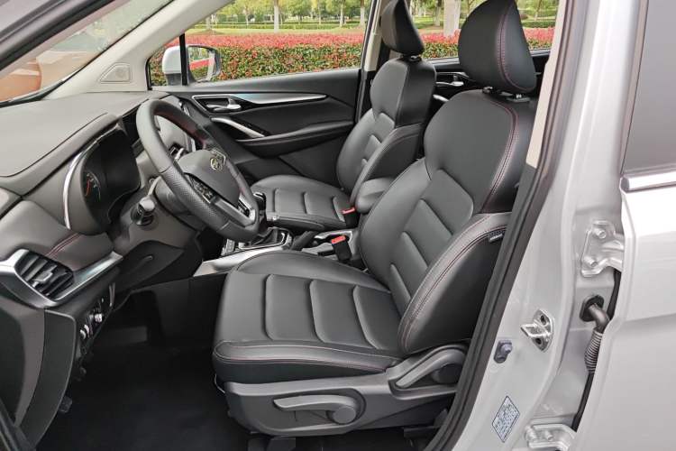 Used JAC Refine R3 2018 1.6L Manual Luxury Smart Model