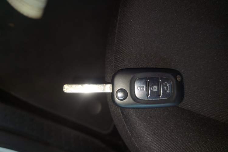 Used smart fortwo 2015 1.0L 52 kW hardtop Dynamic version
