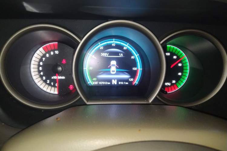 Used Dongfeng Junfeng E11K 2019 Standard Model
