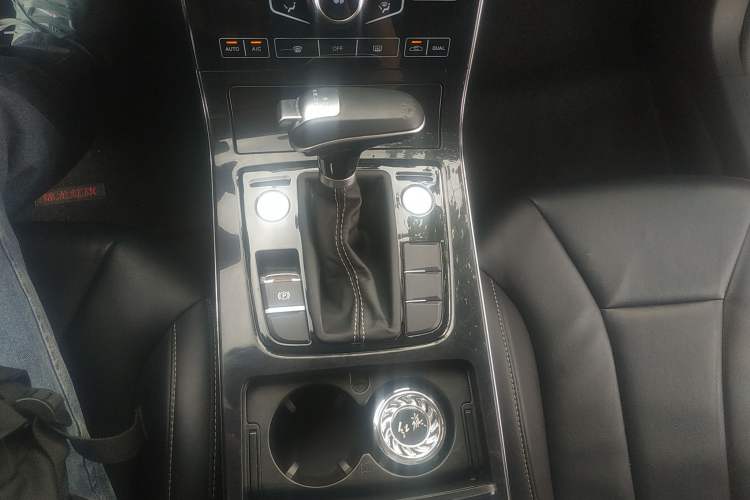 Used Hongqi H5 2018 30TD Dynamic Edition