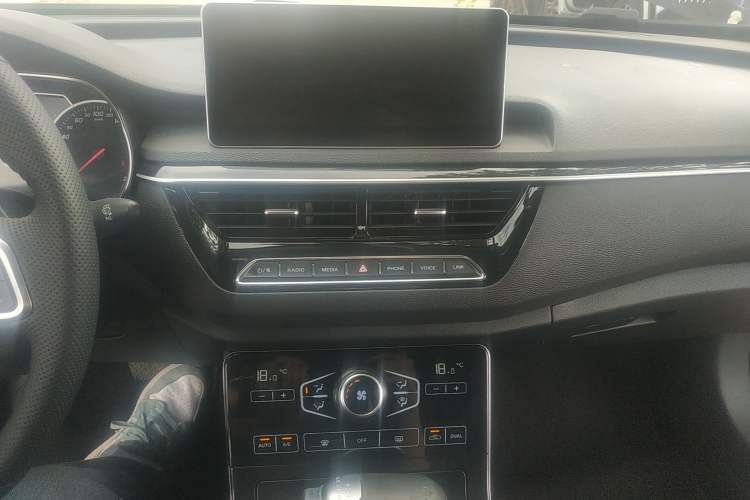 Used Hongqi H5 2018 30TD Dynamic Edition