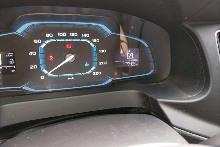 Used Roewe 360 2015 1.5L Manual Luxury Edition
