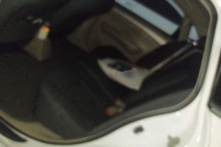 Used Dongfeng Junfeng E11K 2019 Standard Model
