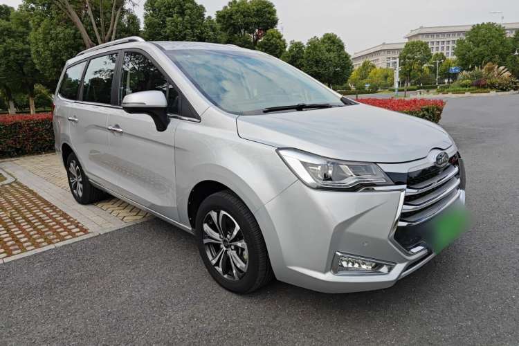 Used JAC Refine R3 2018 1.6L Manual Luxury Smart Model