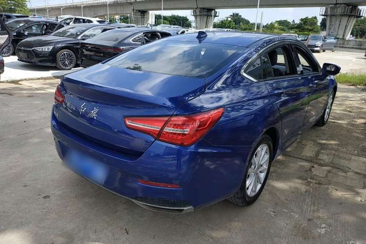 Used Hongqi H5 2018 30TD Dynamic Edition