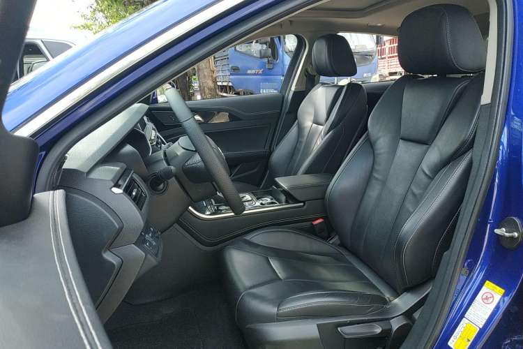 Used Hongqi H5 2018 30TD Dynamic Edition