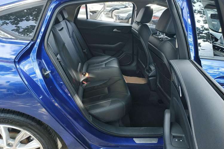 Used Hongqi H5 2018 30TD Dynamic Edition