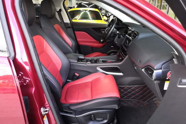 Used Jaguar F-PACE 2016 2.0T Two-Wheel-Drive R-Sport Sport Edition
