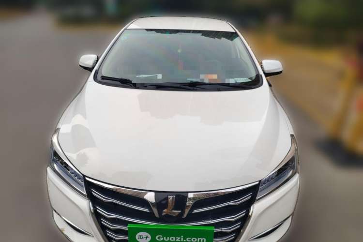 Used Luxgen 5 2015 1.8T Automatic Smart Model