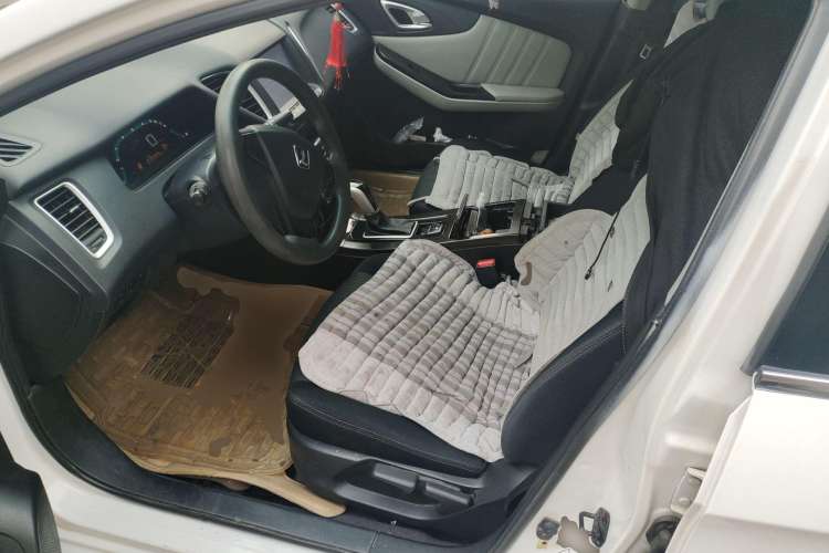 Used Luxgen 5 2015 1.8T Automatic Smart Model