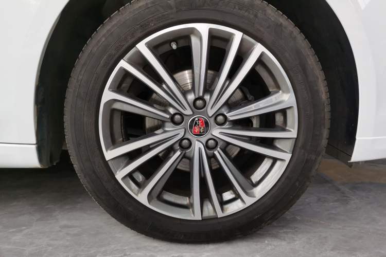 Used Roewe i6 2020 PLUS 1.6L CVT 4G Connected Glory Flagship Edition