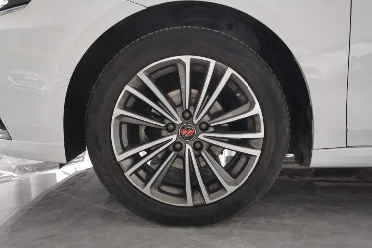 Used Roewe i6 2020 PLUS 1.6L CVT 4G Connected Glory Flagship Edition