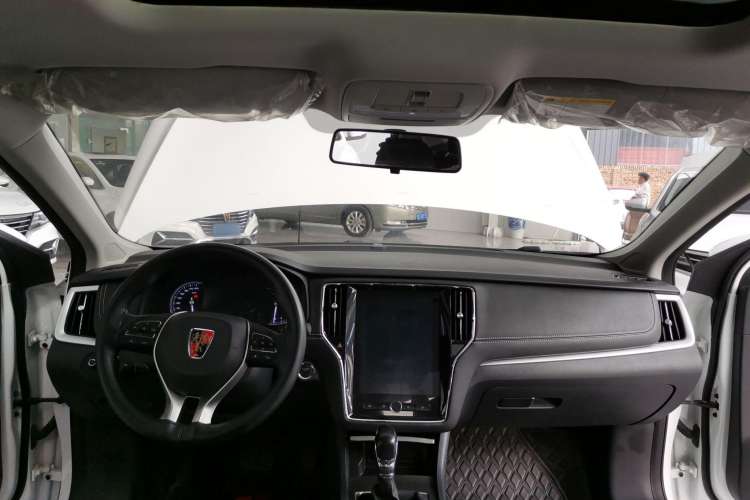 Used Roewe i6 2020 PLUS 1.6L CVT 4G Connected Glory Flagship Edition