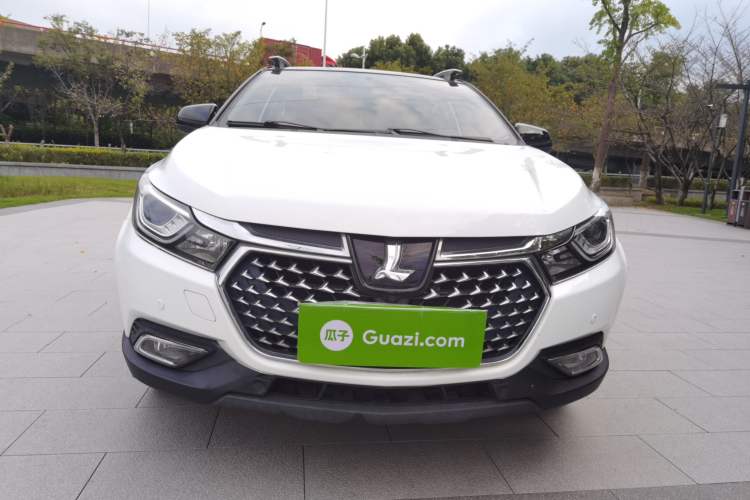 Used Luxgen U5 SUV 2017 1.6L CVT Maxima AR+ Edition
