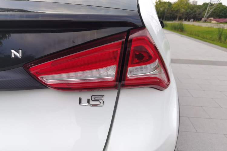 Used Luxgen U5 SUV 2017 1.6L CVT Maxima AR+ Edition
