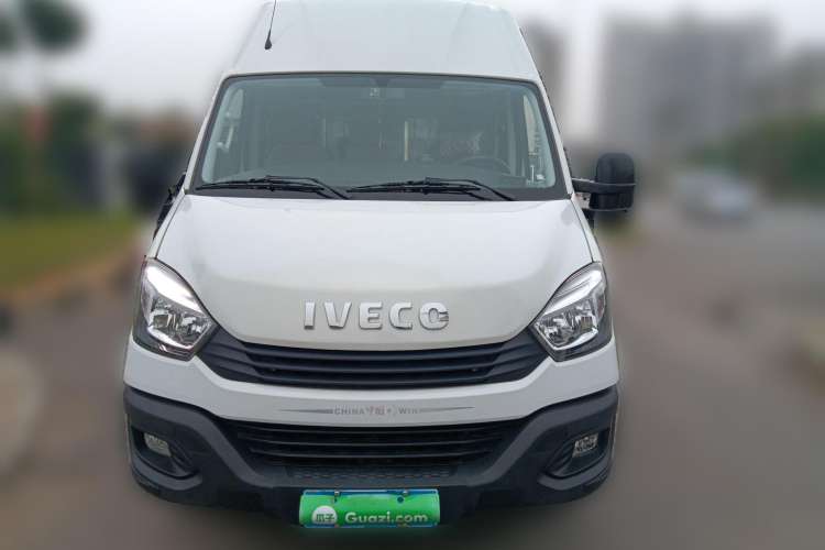 Used Iveco Eurocargo 2020 2.3T Manual Super-Rui Short Wheelbase High-Roof China VI F1A Front