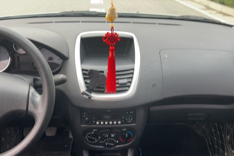 Used Peugeot 207 2011 Sedan 1.4L Manual Yule Edition