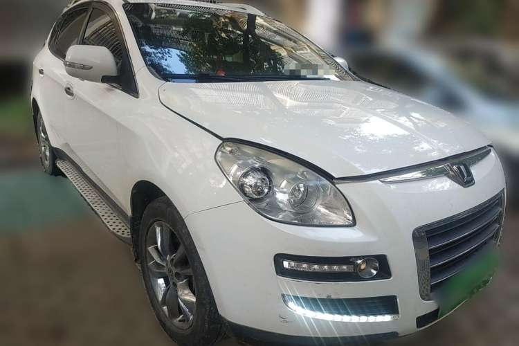 Used Luxgen Great 7 SUV 2013 Limited-Edition Sharp Model 2.2T Two-Wheel-Drive Smart Version Front Right 45 Deg
