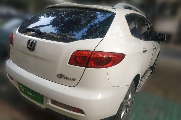 Used Luxgen Great 7 SUV 2013 Limited-Edition Sharp Model 2.2T Two-Wheel-Drive Smart Version Rear Right 45 Deg