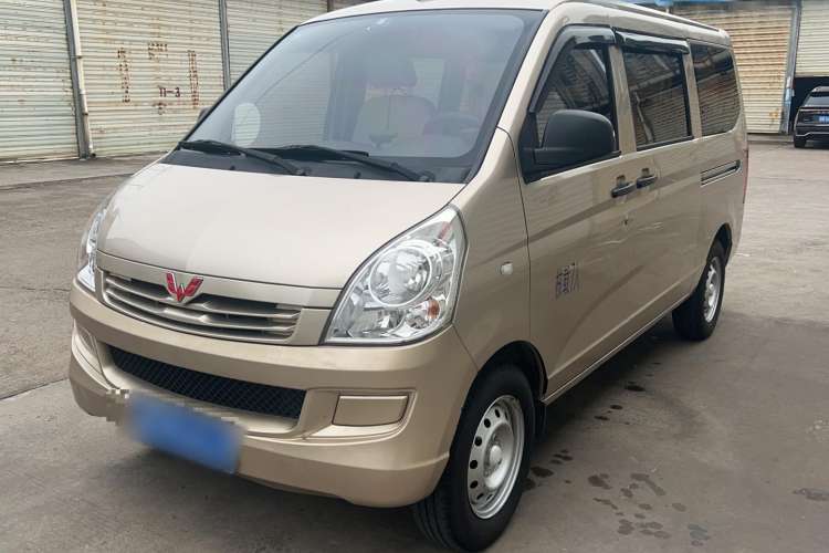 Used Wuling Rongguang 2014 1.2L S Base Model