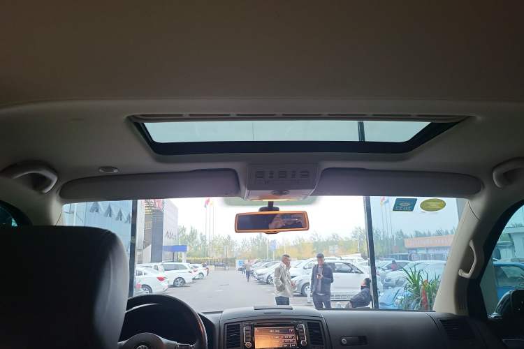 Used Volkswagen Multivan 2012 2.0 TSI Four-Wheel Drive Deluxe Edition