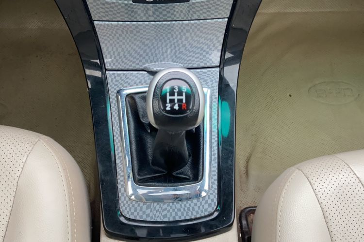 Used BYD Surui 2012 1.5L Manual Luxury Version
