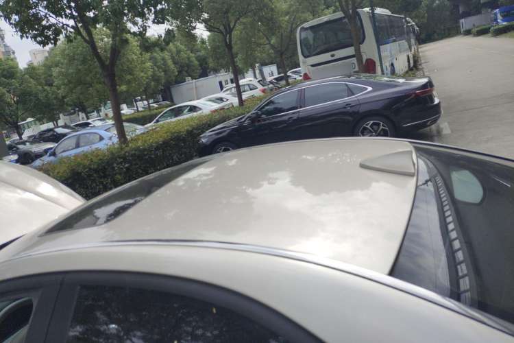 Used Roewe 550 2012 550 1.8L Automatic Value Edition Roof