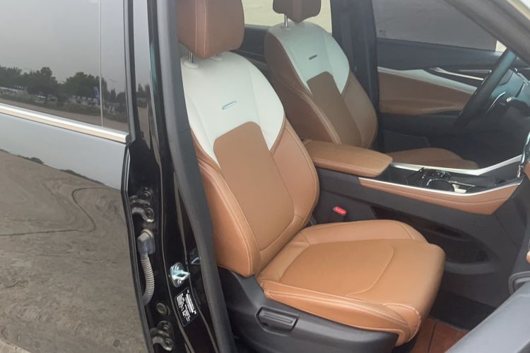 Used SAIC MAXUS G50 2021 PLUS 1.5T Automatic Escort Edition
