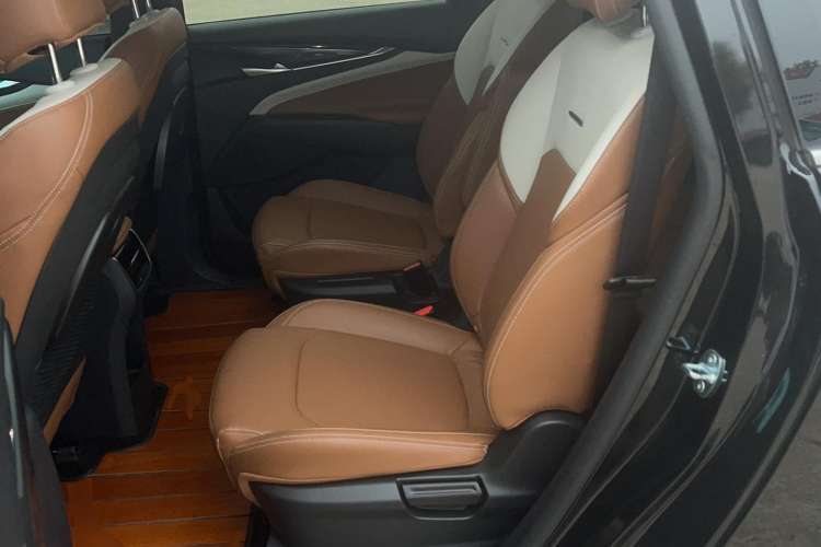 Used SAIC MAXUS G50 2021 PLUS 1.5T Automatic Escort Edition
