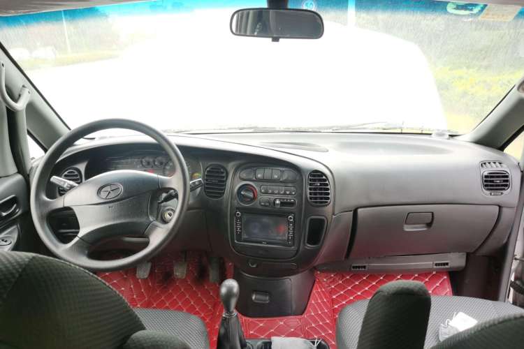 Used JAC Refine 2011 2.0L Shuttle Gasoline Comfort Edition HFC4GA3