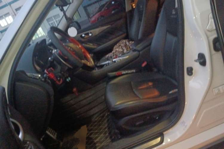 Used Infiniti Q50 2014 3.7L Comfort Edition Left Front Seat