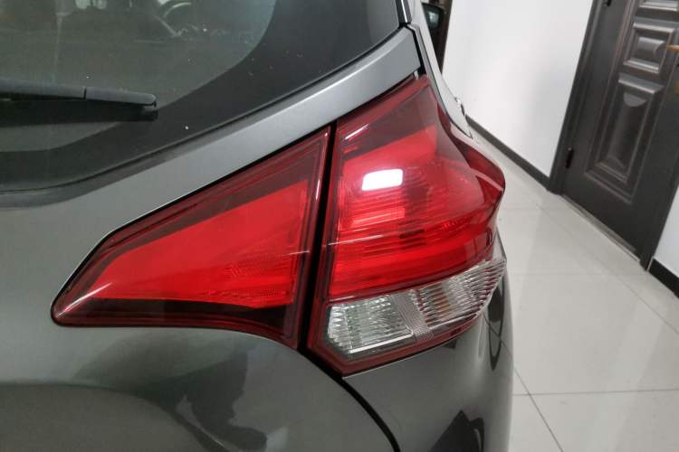 Used Nissan Kicks 2017 1.5L CVT Smart Drive Edition