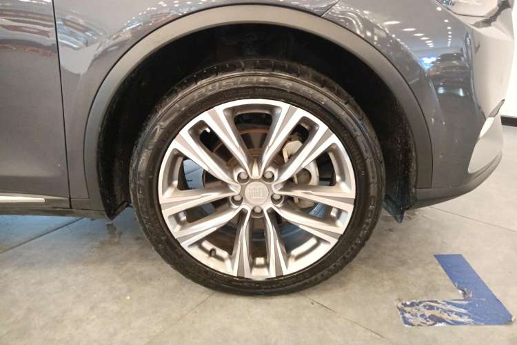 Used BYD Tang 2019 2.0T Automatic SmartConnect Luxury 7-Seater China VI Standard
