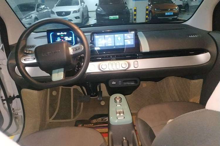 Used CHANGAN Lumin 2022 210km Sweet Edition
