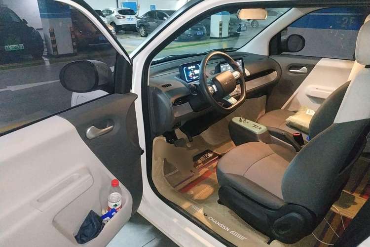 Used CHANGAN Lumin 2022 210km Sweet Edition
