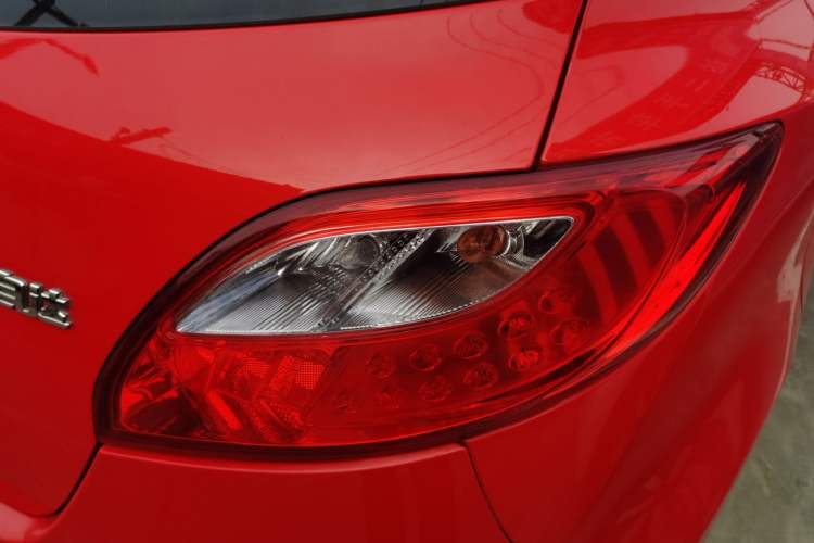 Used Mazda Mazda 2 2012 Hatchback Xuan Dong 1.5L Automatic Value Edition
