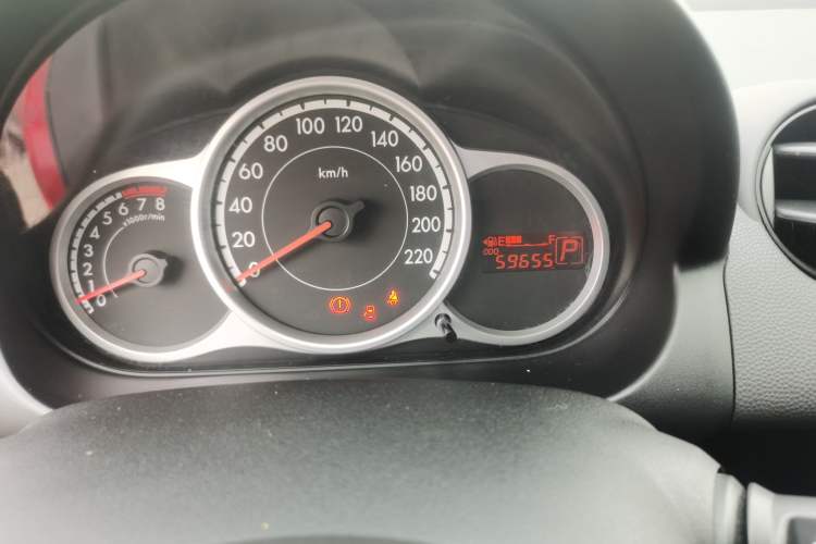 Used Mazda Mazda 2 2012 Hatchback Xuan Dong 1.5L Automatic Value Edition
