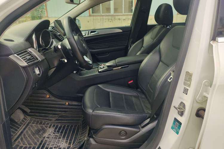 Used Mercedes-Benz GLE Coupe 2018 GLE 320 4MATIC Coupe SUV
