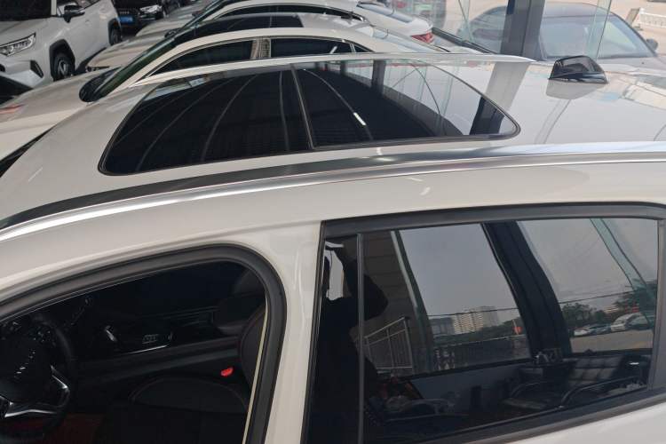 Used Lynk & Co 02 2018 1.5T DCT Two-Wheel Drive Pro Version China V Emission Standard