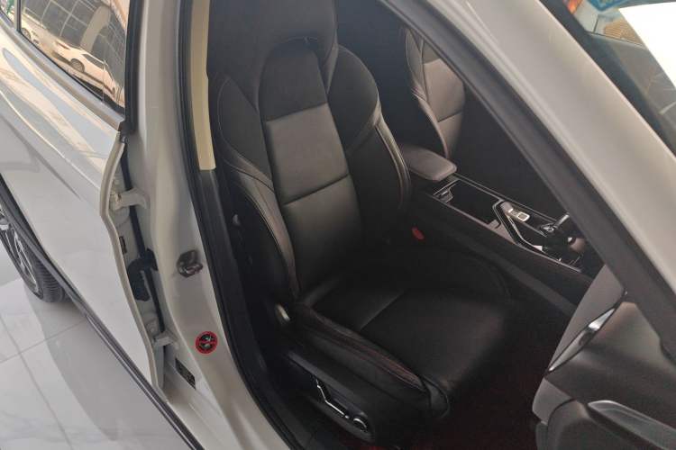 Used Lynk & Co 02 2018 1.5T DCT Two-Wheel Drive Pro Version China V Emission Standard