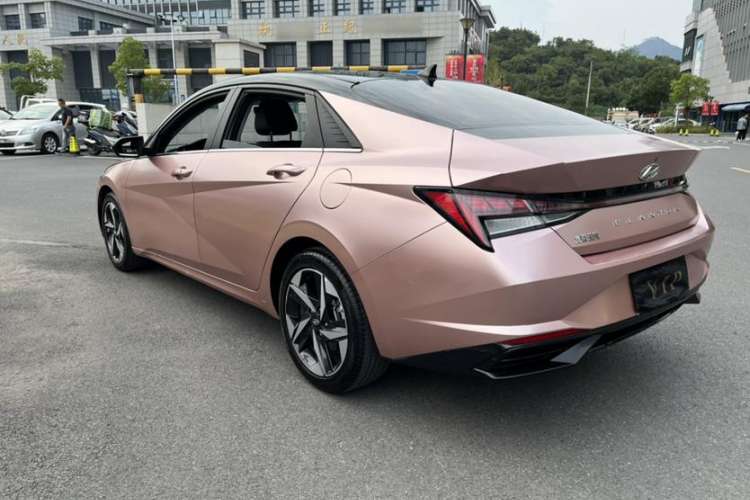 Used Hyundai Elantra 2021 1.5L CVT LUX Prestige Edition