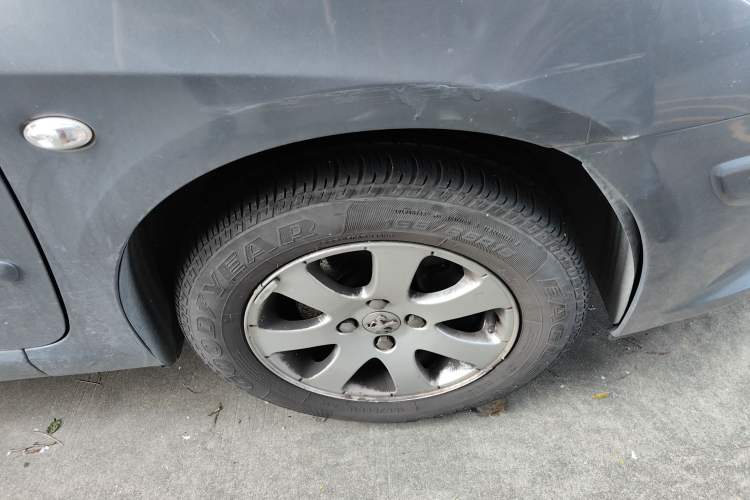 Used Peugeot 307 2010 Sedan 1.6L Automatic Comfort Edition