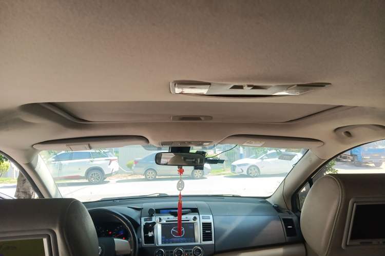 Used Mazda 8 2011 2.3L Ultimate Edition Headliner