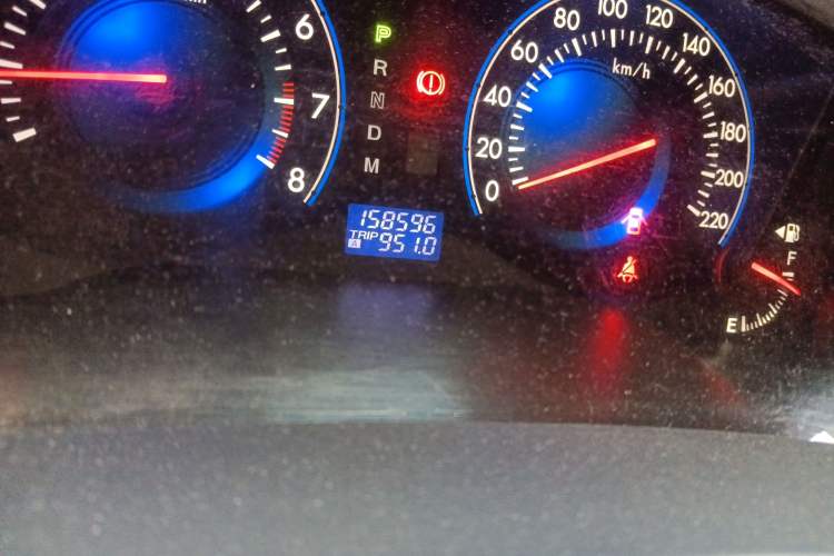 Used Mazda 8 2011 2.3L Ultimate Edition Odometer Close Up