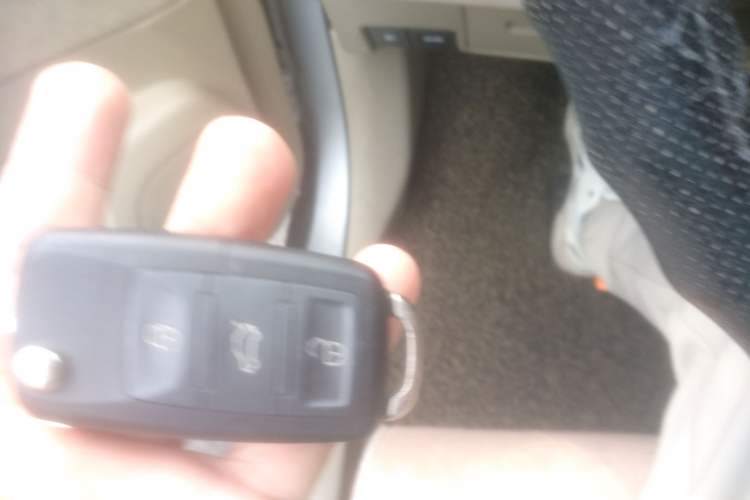 Used Nissan Tiida Sedan 2008 1.6L Automatic Fashion Edition Vehicle Key